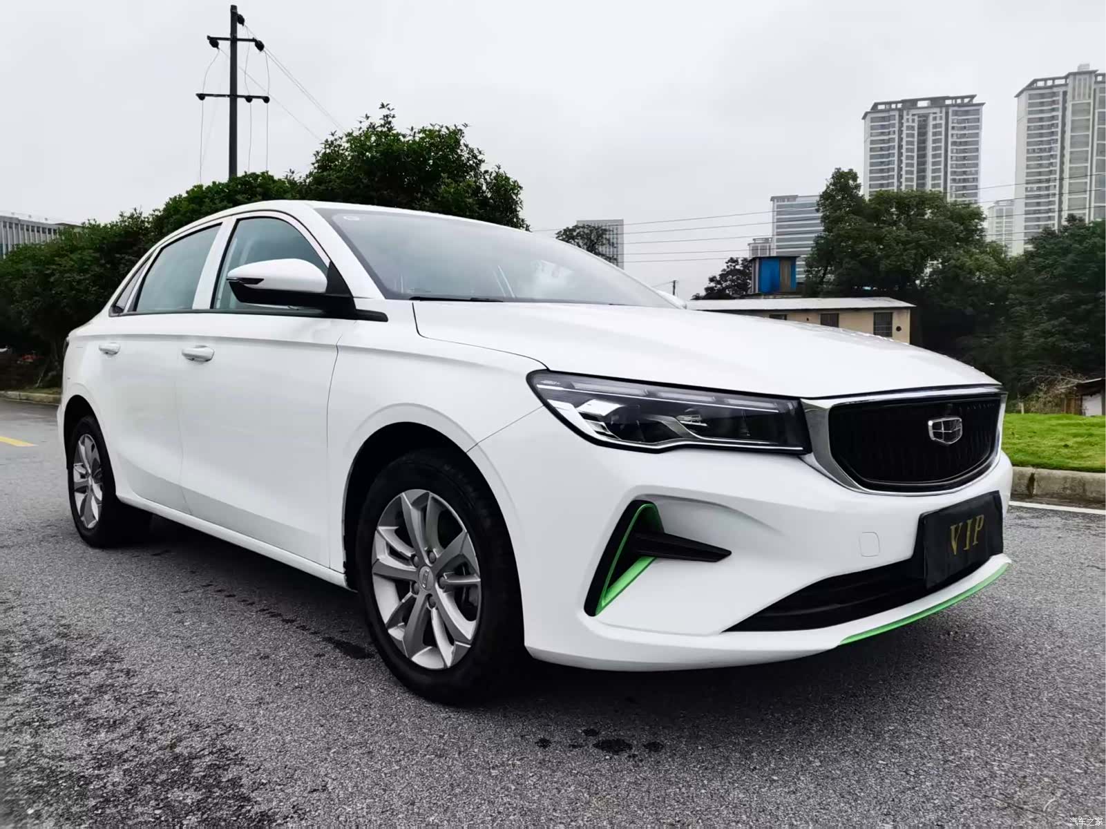 Geely Emgrand, 2023 3
