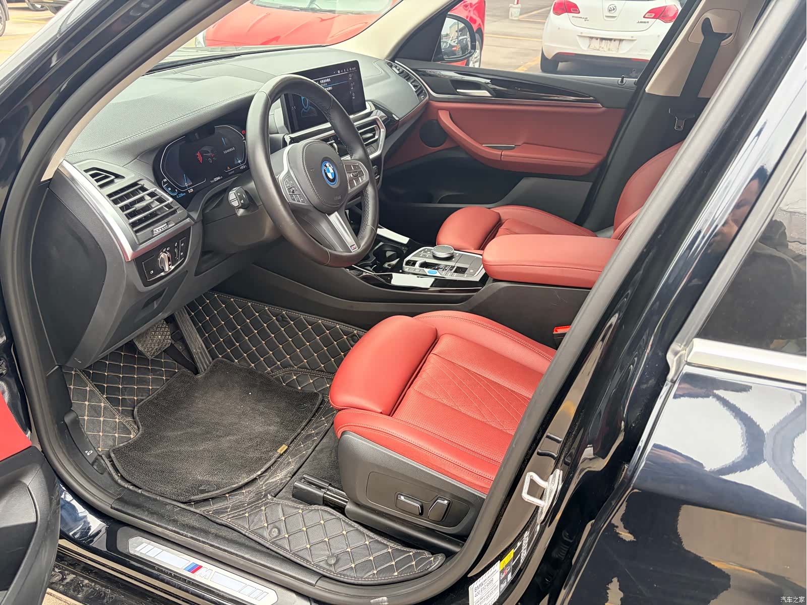 BMW iX3, 2025 9