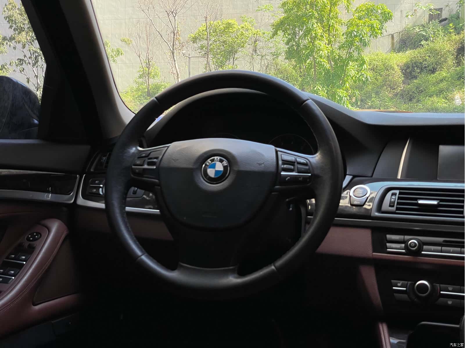 BMW 5 Series, 2014 16