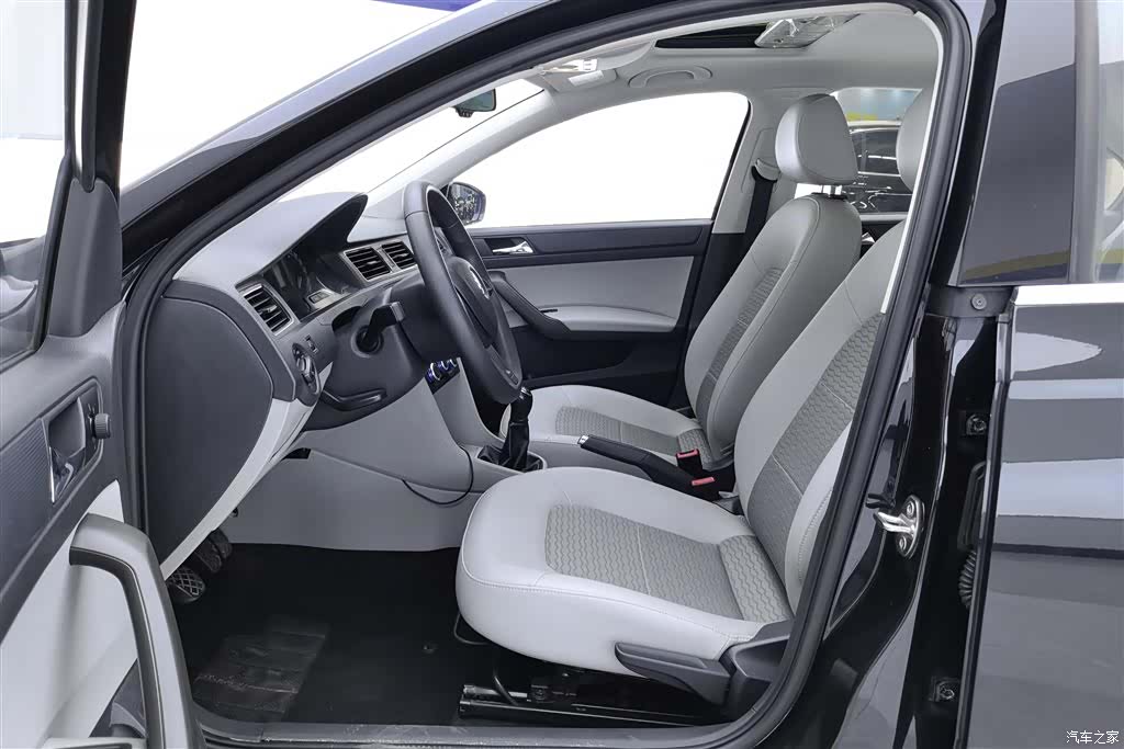 Skoda Rapid, 2016 9