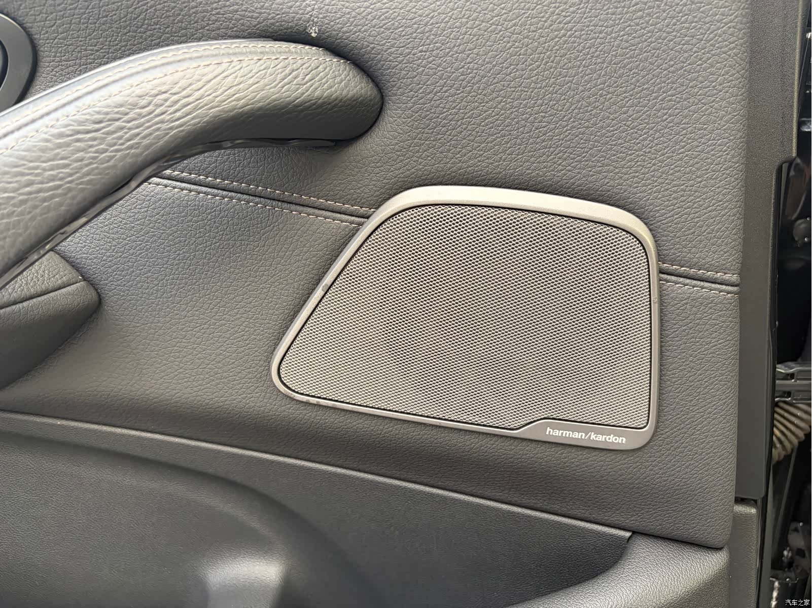 BMW 5 Series, 2019 11