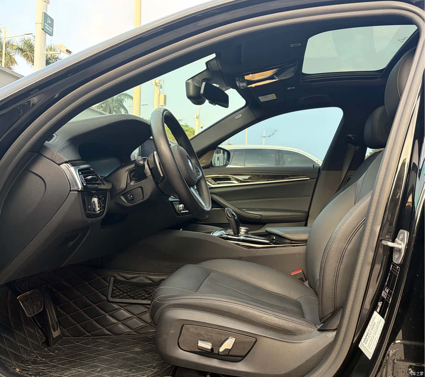 BMW 5 Series, 2019 29