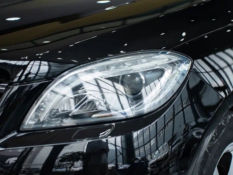 Mercedes-Benz M class