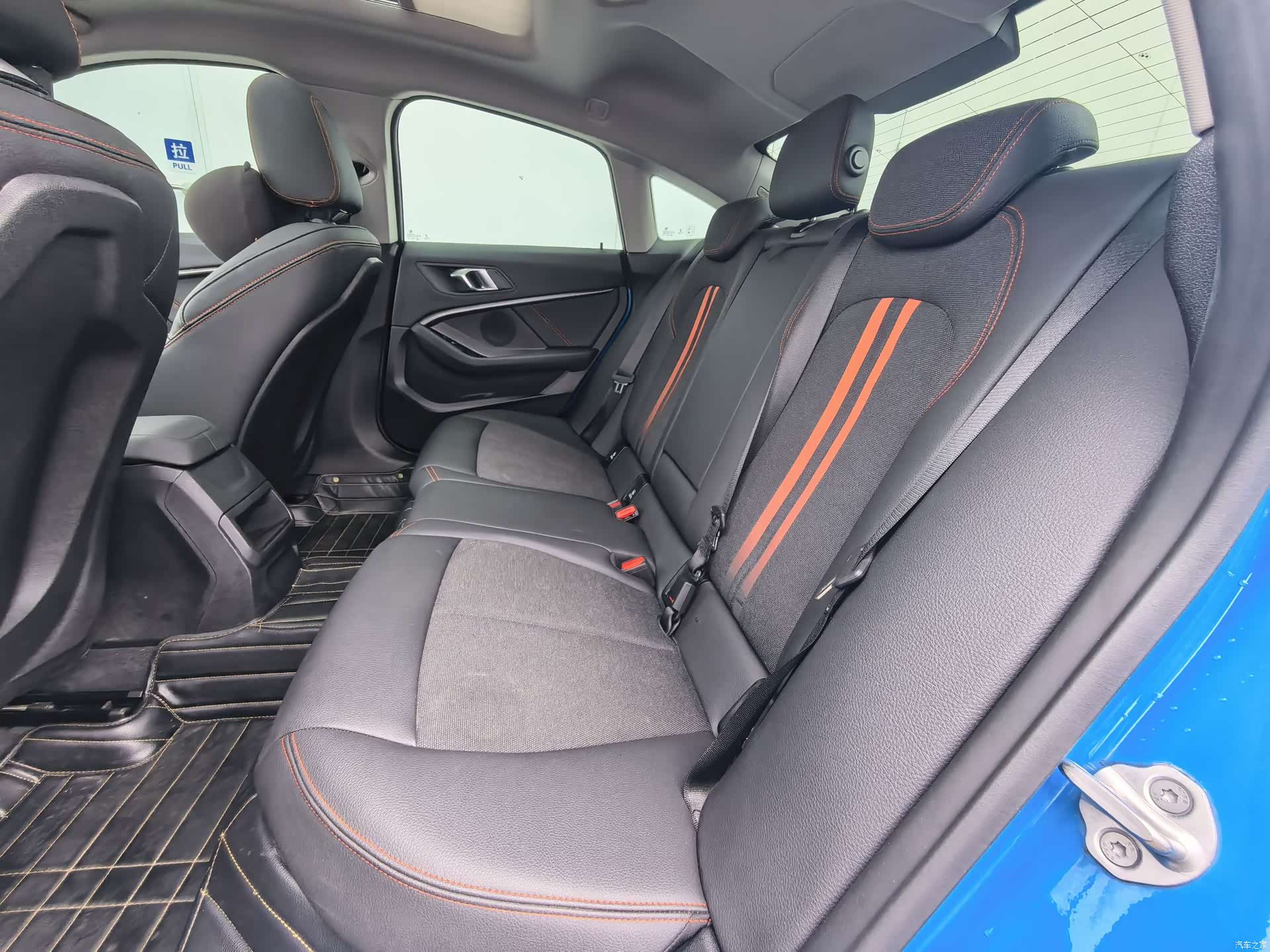 BMW 2 Series, 2022 все фото