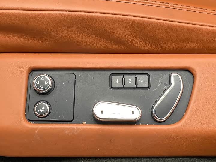 Bentley Flying Spur 2014 4.0T V8 biao zhun ban