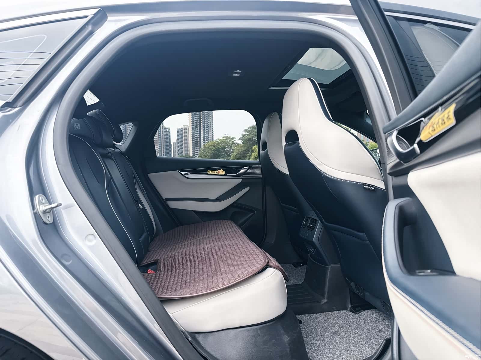 BYD Qin, 2022 17