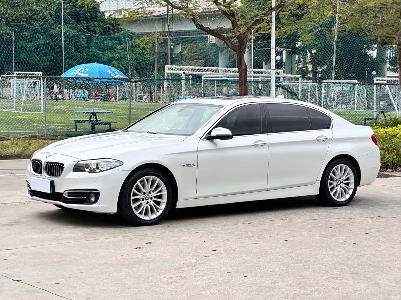 BMW 5 Series, 2016 1
