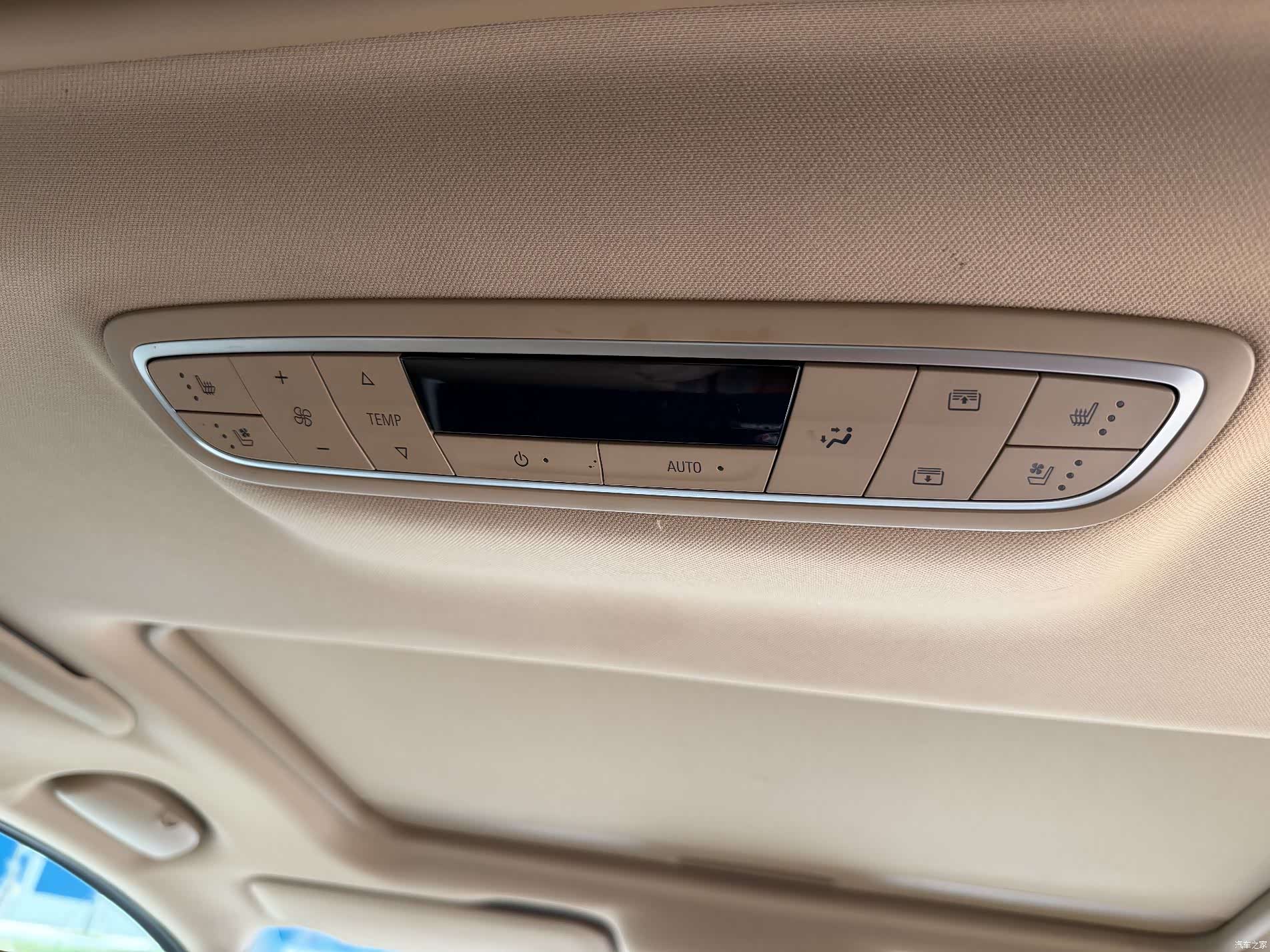 Buick GL8, 2019 20