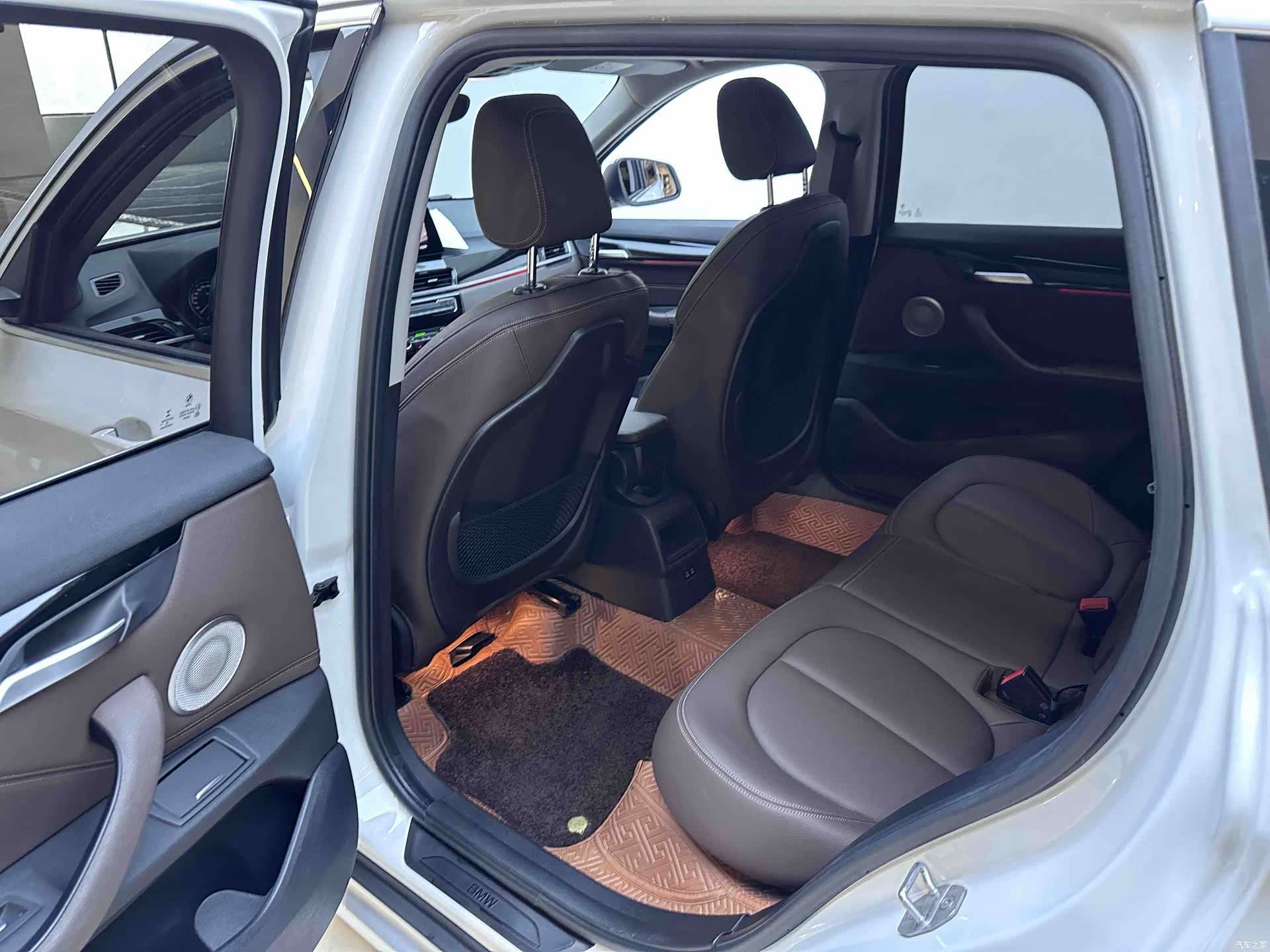 BMW X1, 2023 9