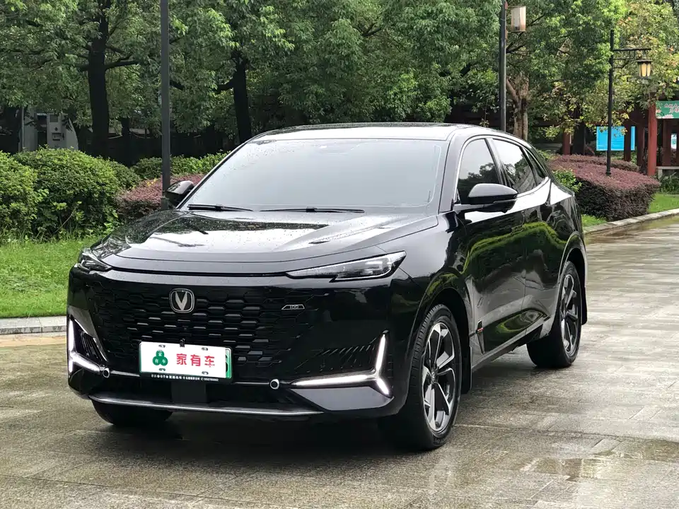 Changan UNI-K Smart iDD