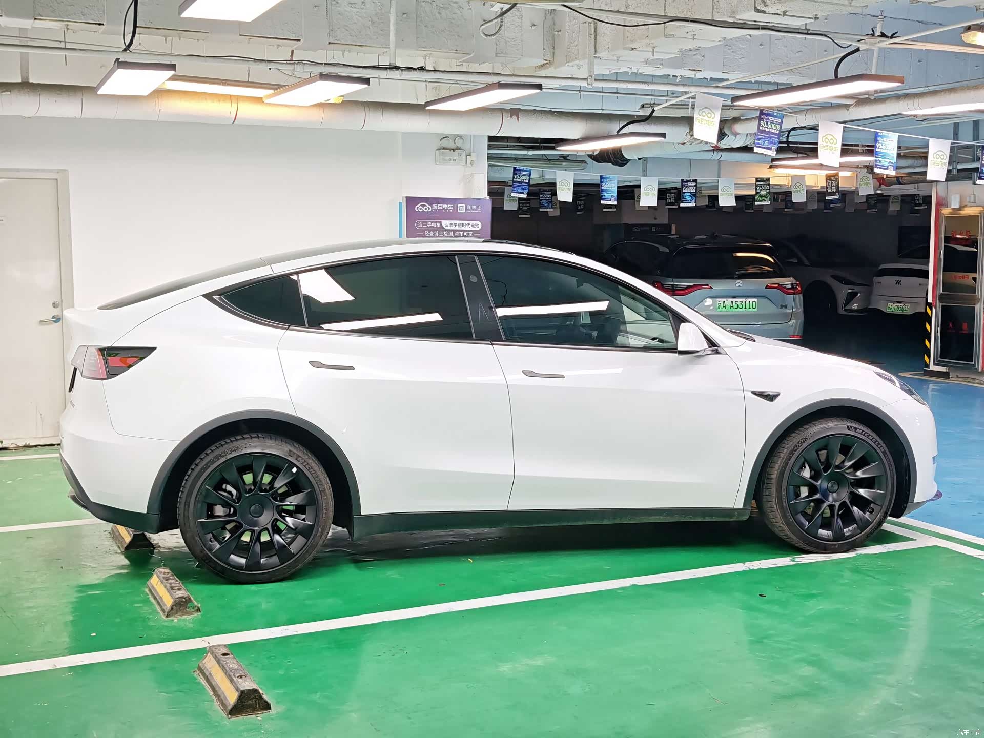 Tesla Model Y, 2024 9