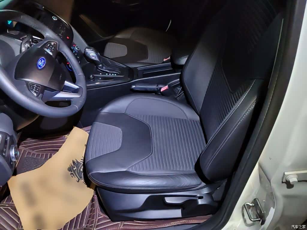 Ford Focus, 2016 15