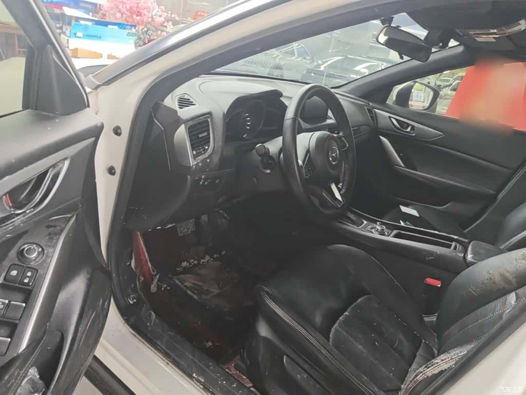 Mazda CX-4, 2019 16