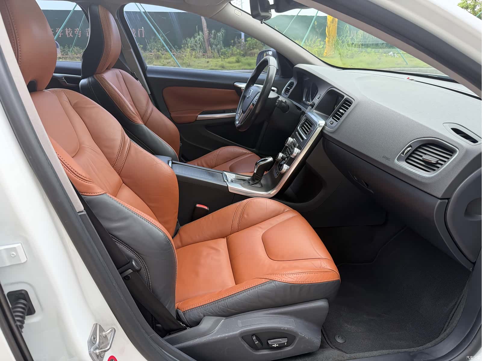 Volvo V60, 2014 9