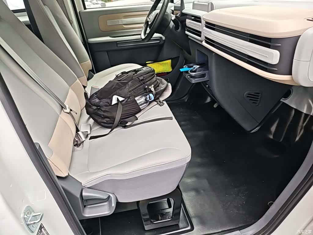 Maxus V1, 2025 20