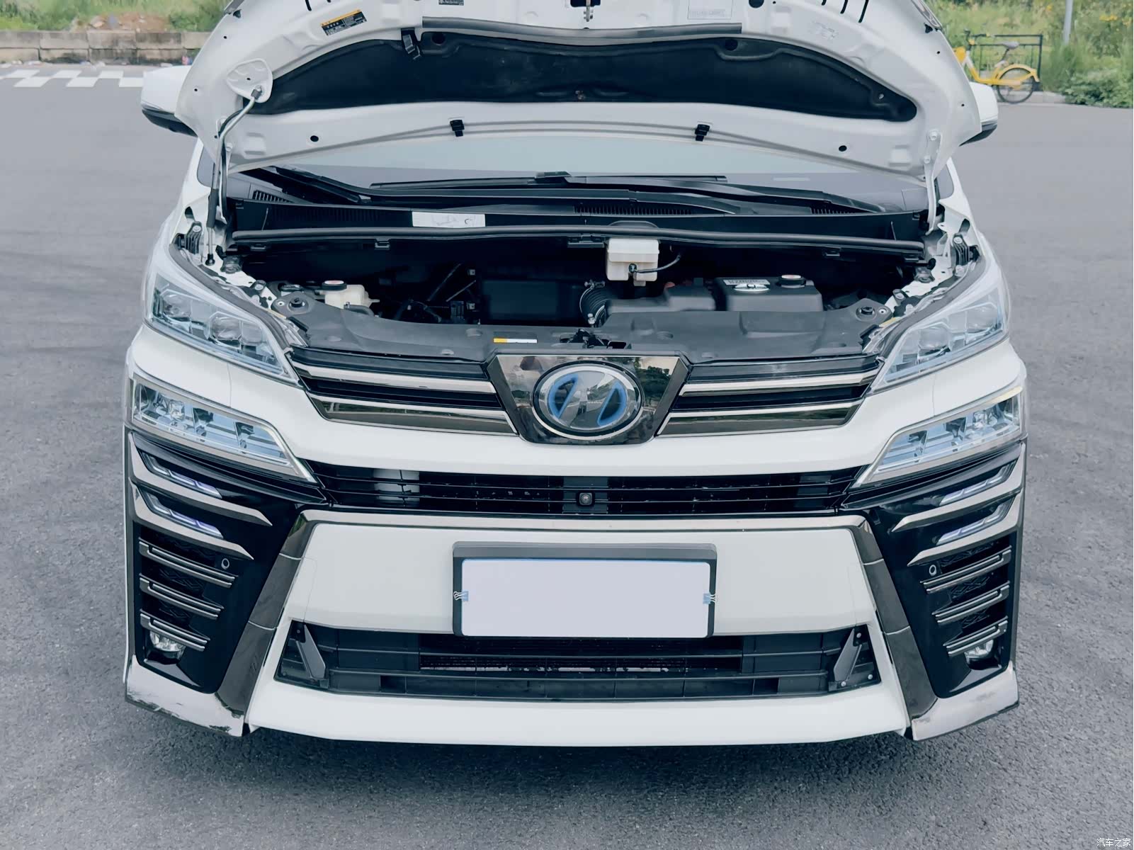 Toyota Vellfire, 2020 23