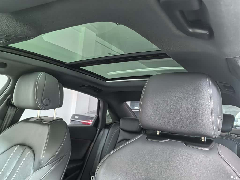 Audi A4L, 2024 14