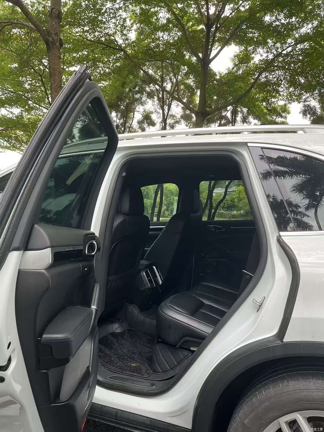 Porsche Cayenne, 2016 7