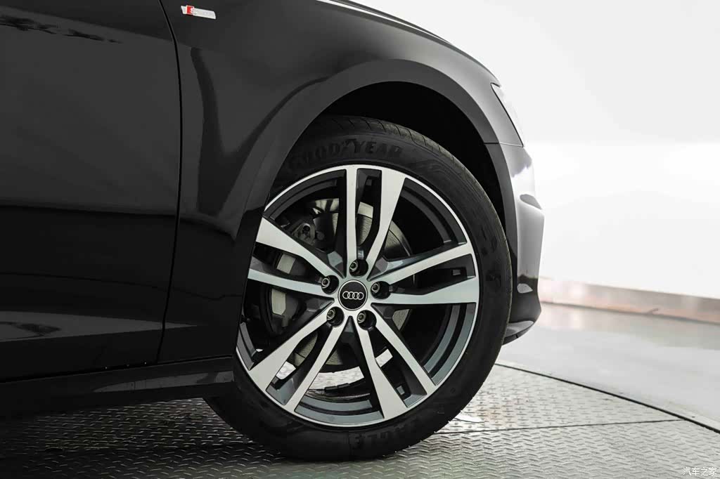 Audi A6L, 2026 6