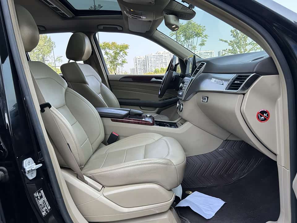 Mercedes-Benz M class