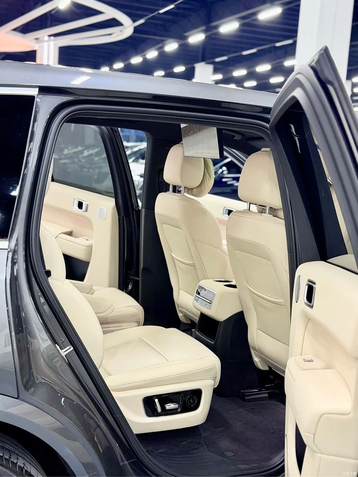 Li Auto L8, 2022 9
