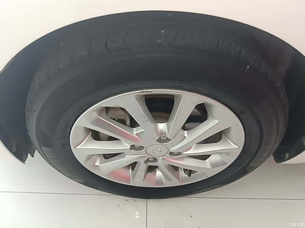 Hyundai GLS, 2017 23