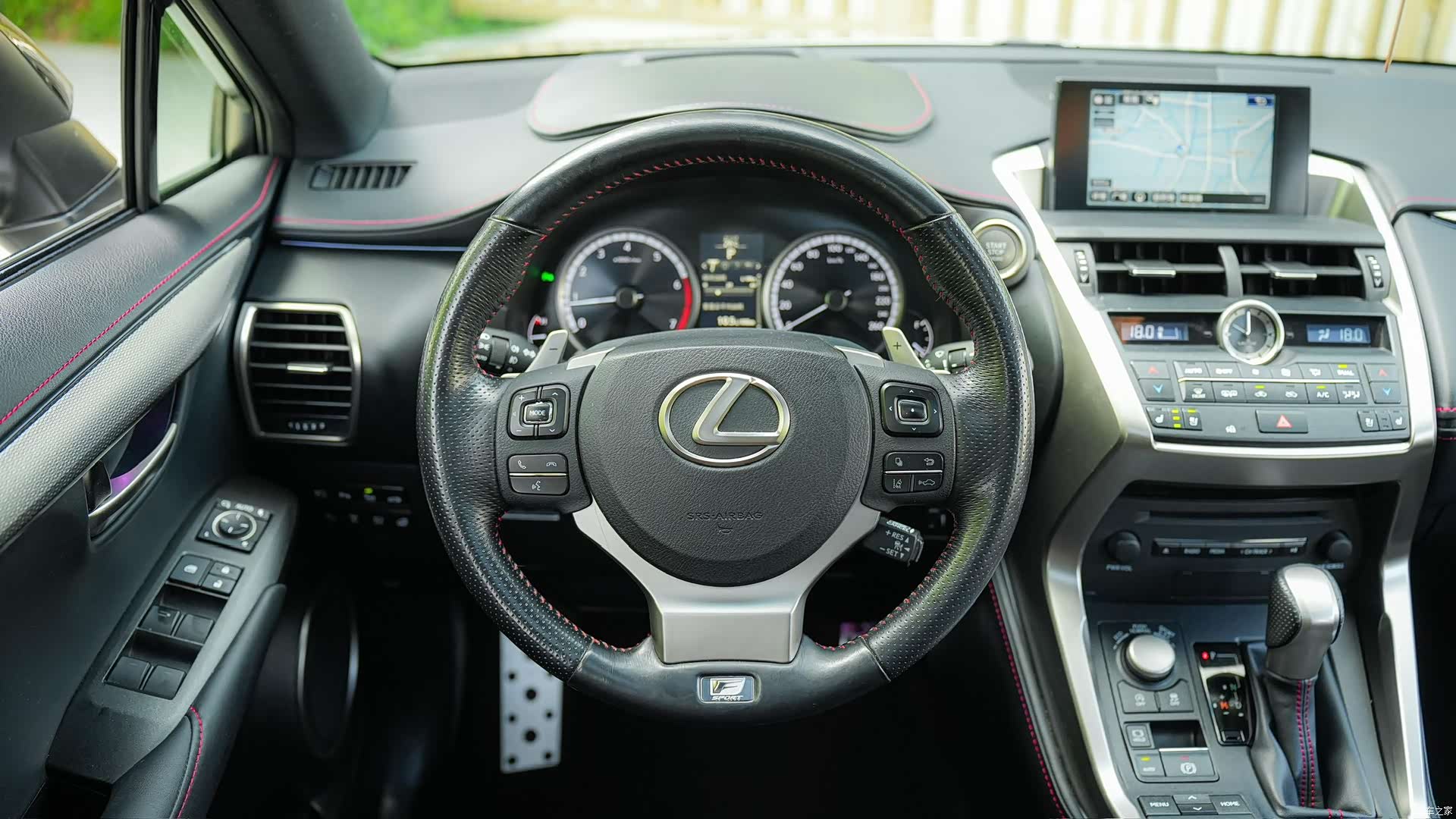 Lexus NX, 2016 22