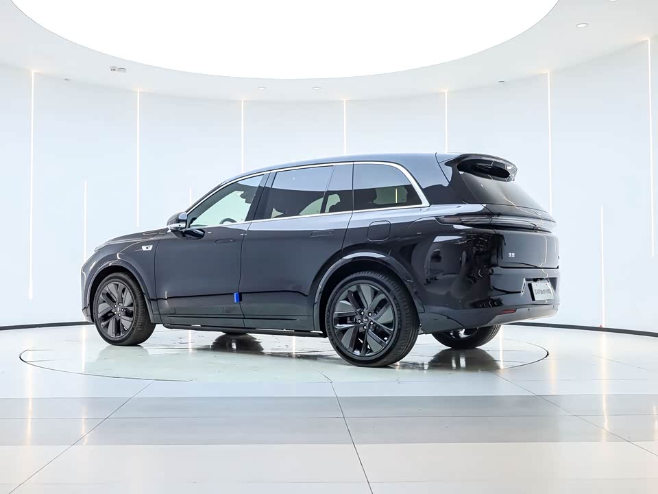 Li Auto Ideal L8