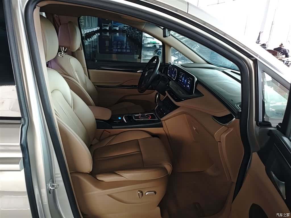 Buick GL8, 2021 25