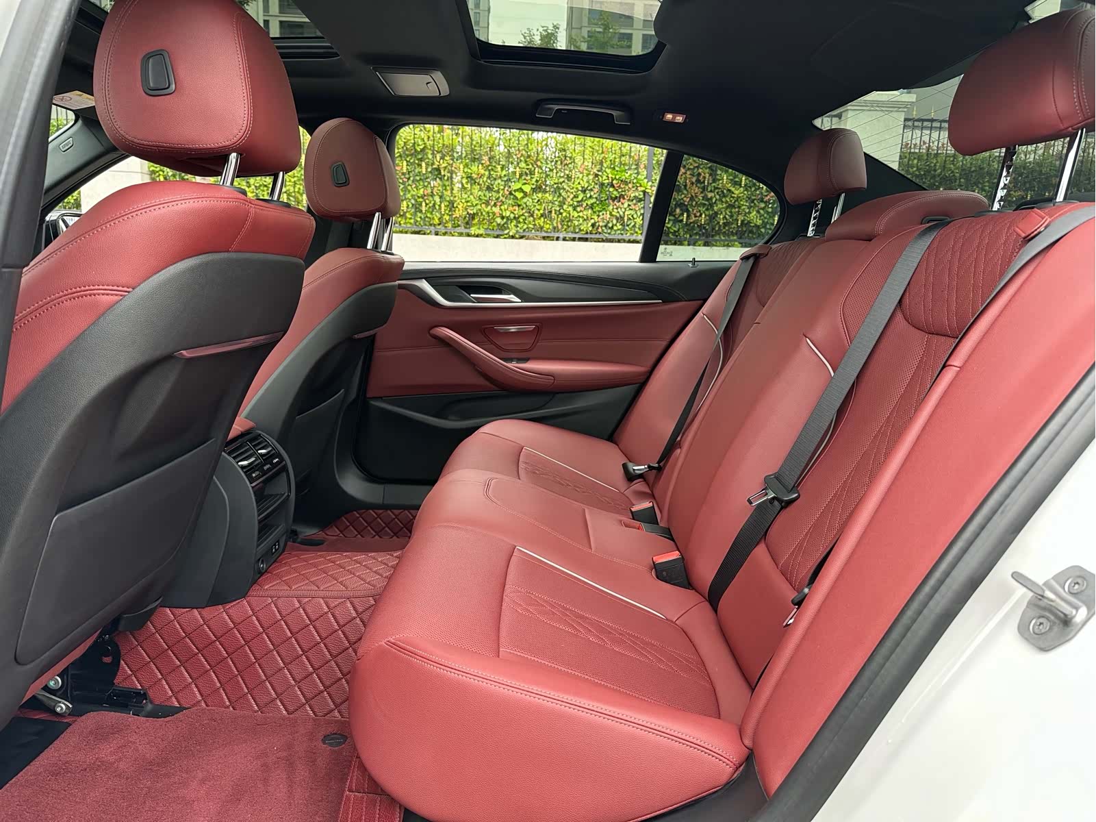 BMW 5 Series, 2022 9