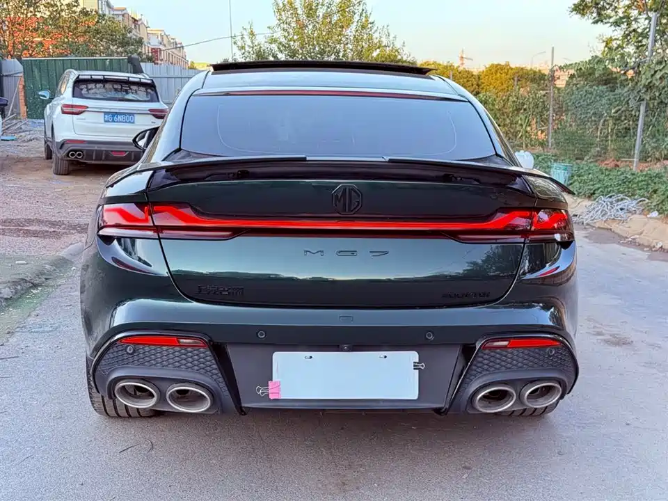MG MG7