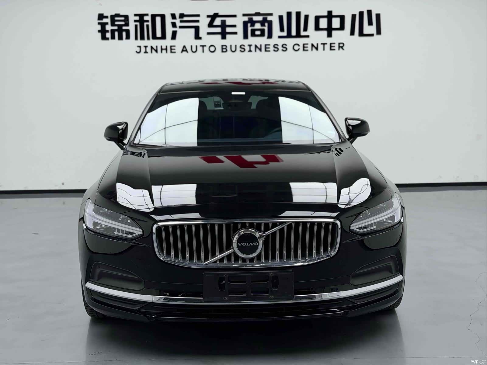 Volvo S90, 2023 все фото