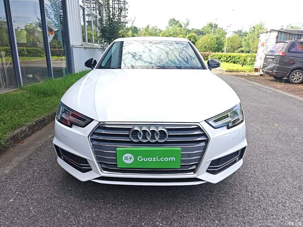 Audi A4L, 2018 3