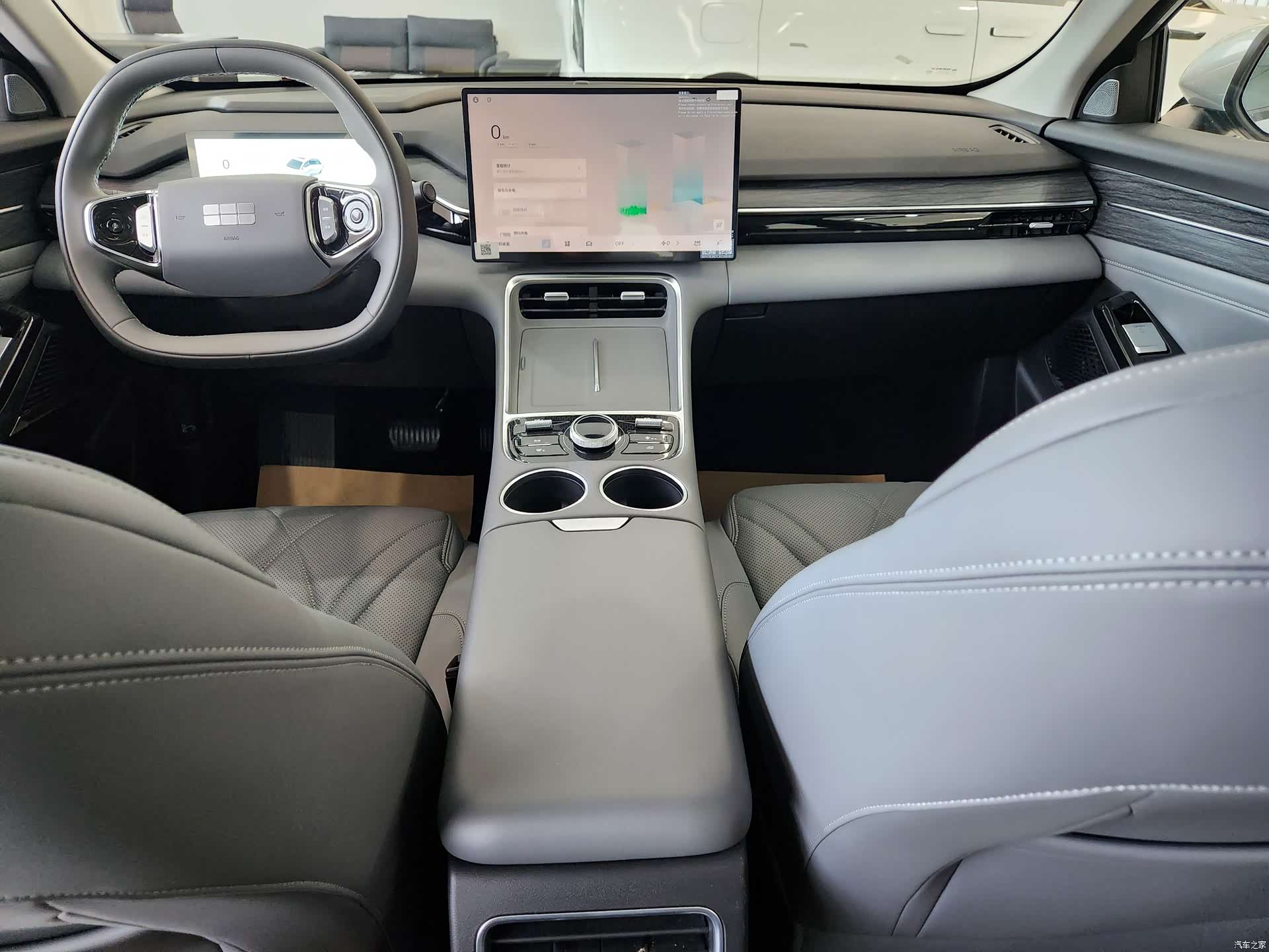 Geely Galaxy L6, 2025 9