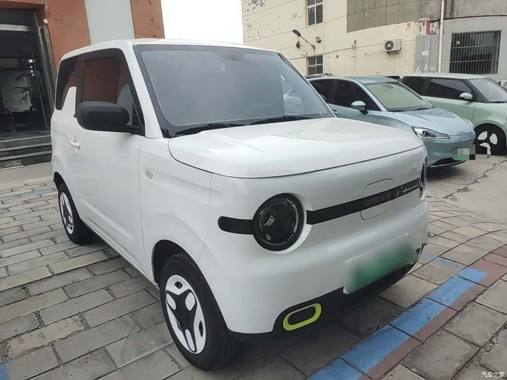 Geely Panda, 2025 4