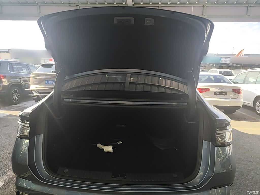 BYD Seal, 2023 19