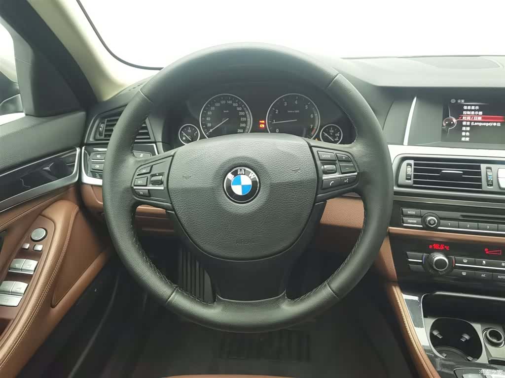BMW 5 Series, 2016 11
