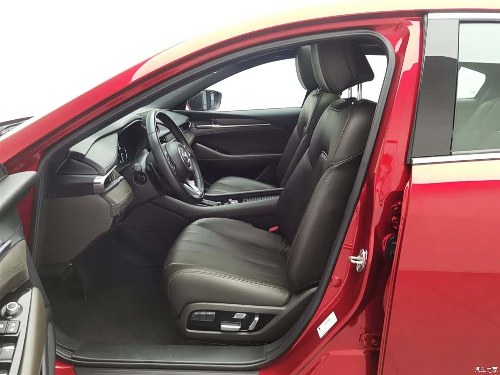 Mazda Atenza, 2021 10