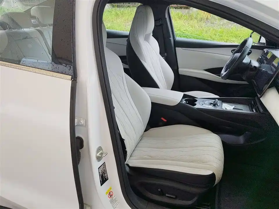 BYD Seal 06