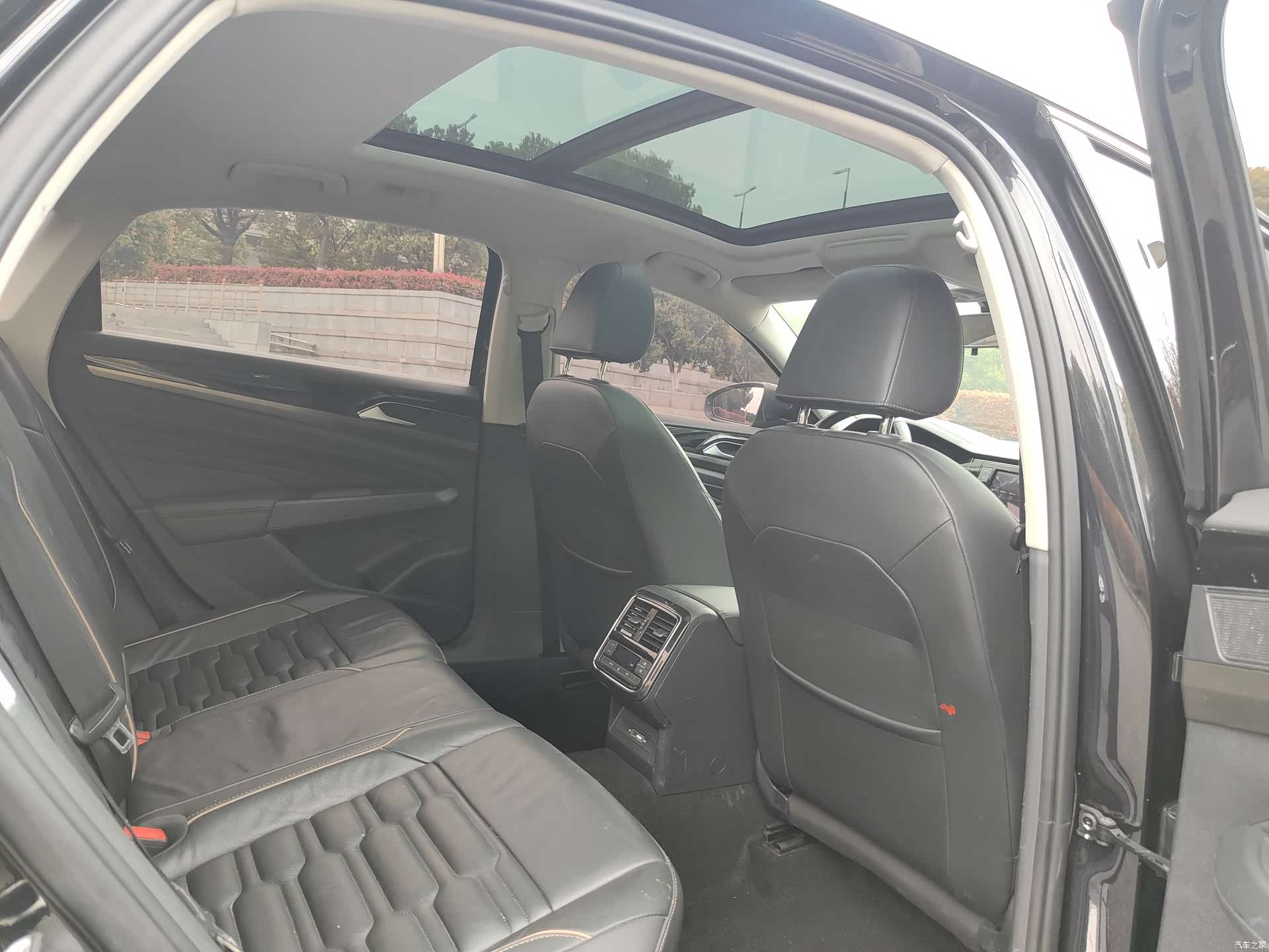 Volkswagen Passat, 2020 8