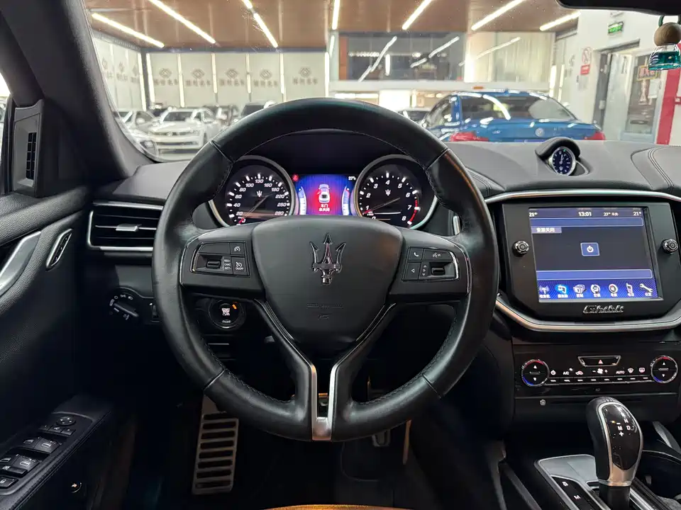 Maserati Ghibli