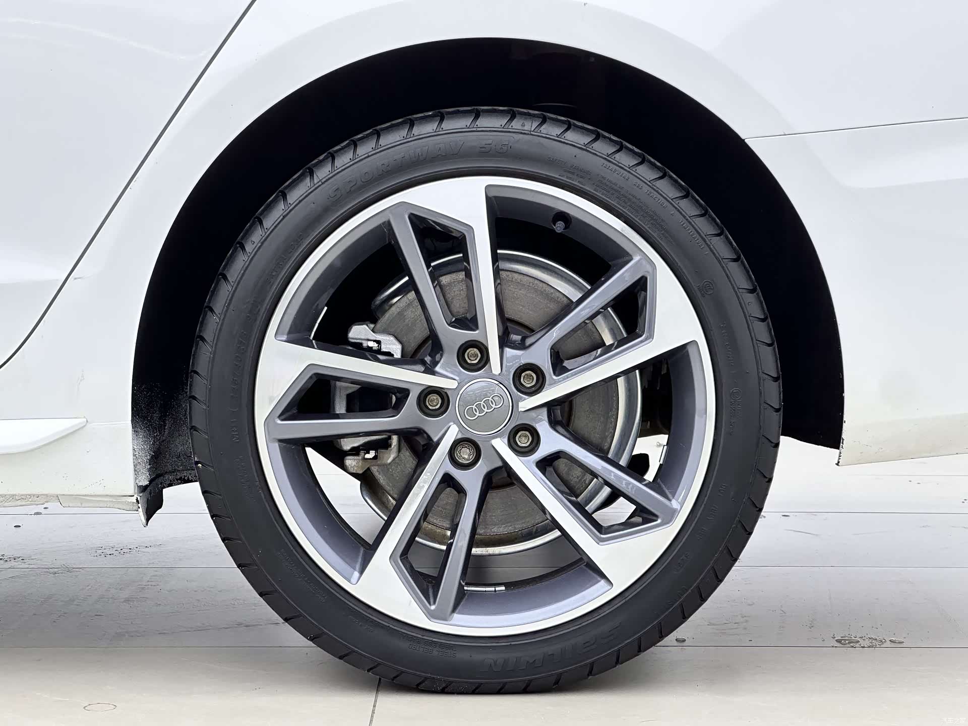 Audi A4L, 2021 15