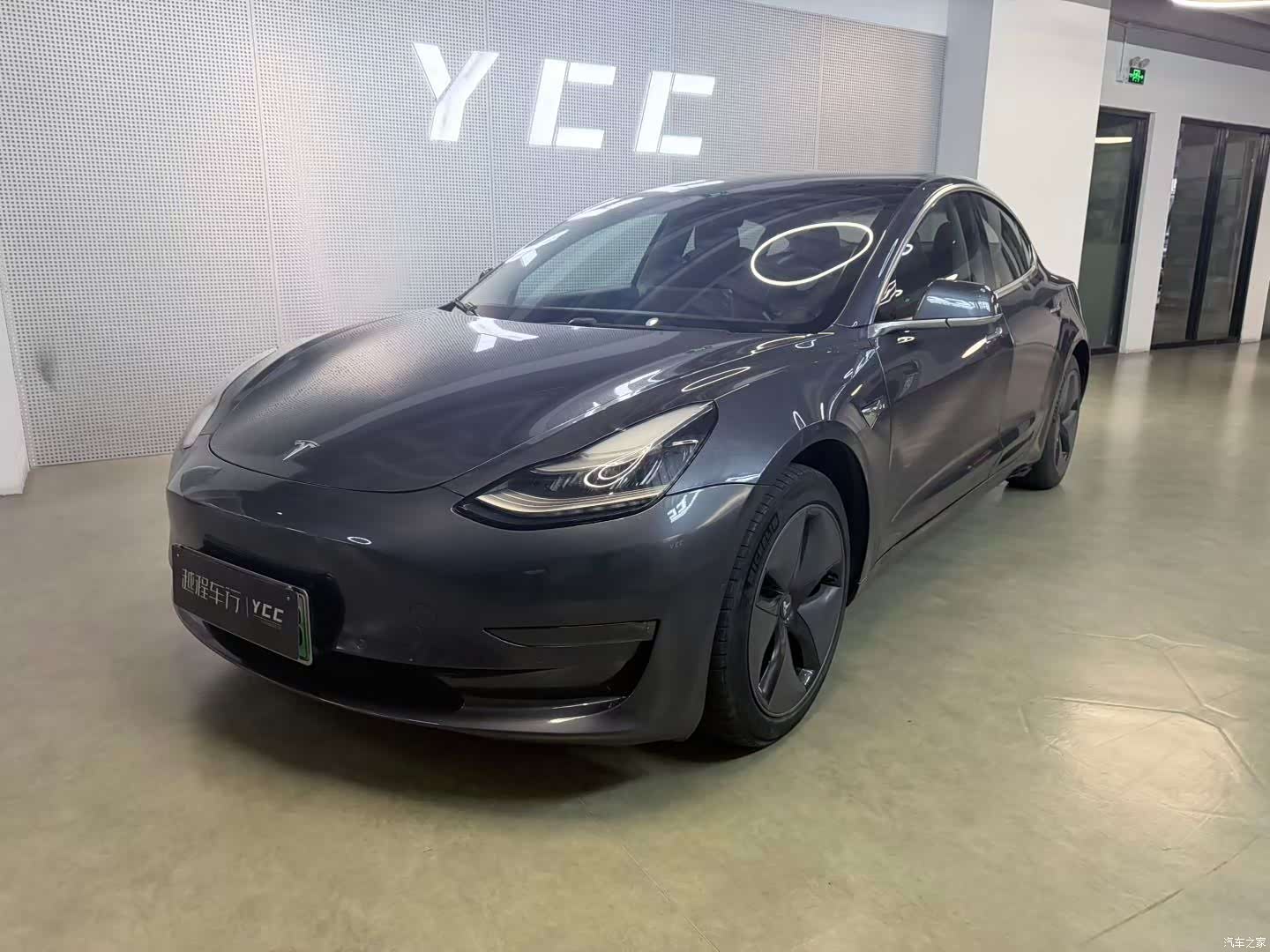Tesla Model 3, 2019 1