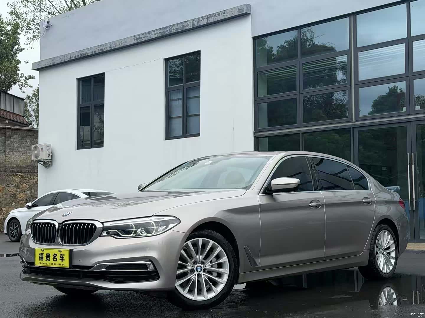 BMW 5 Series, 2019 1