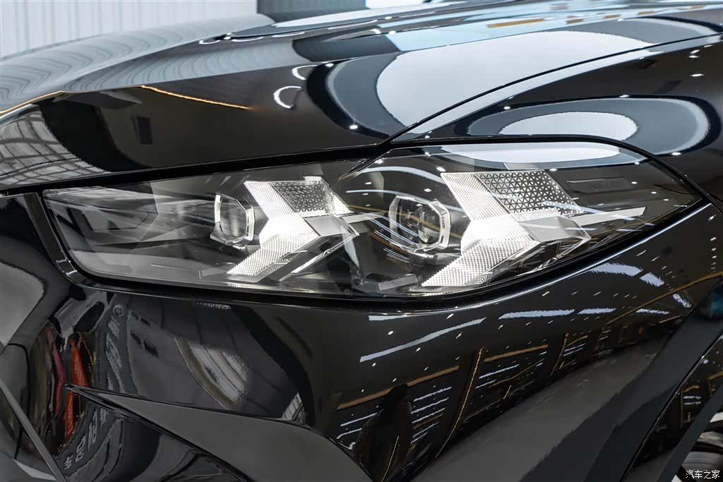 BMW X5, 2023 6