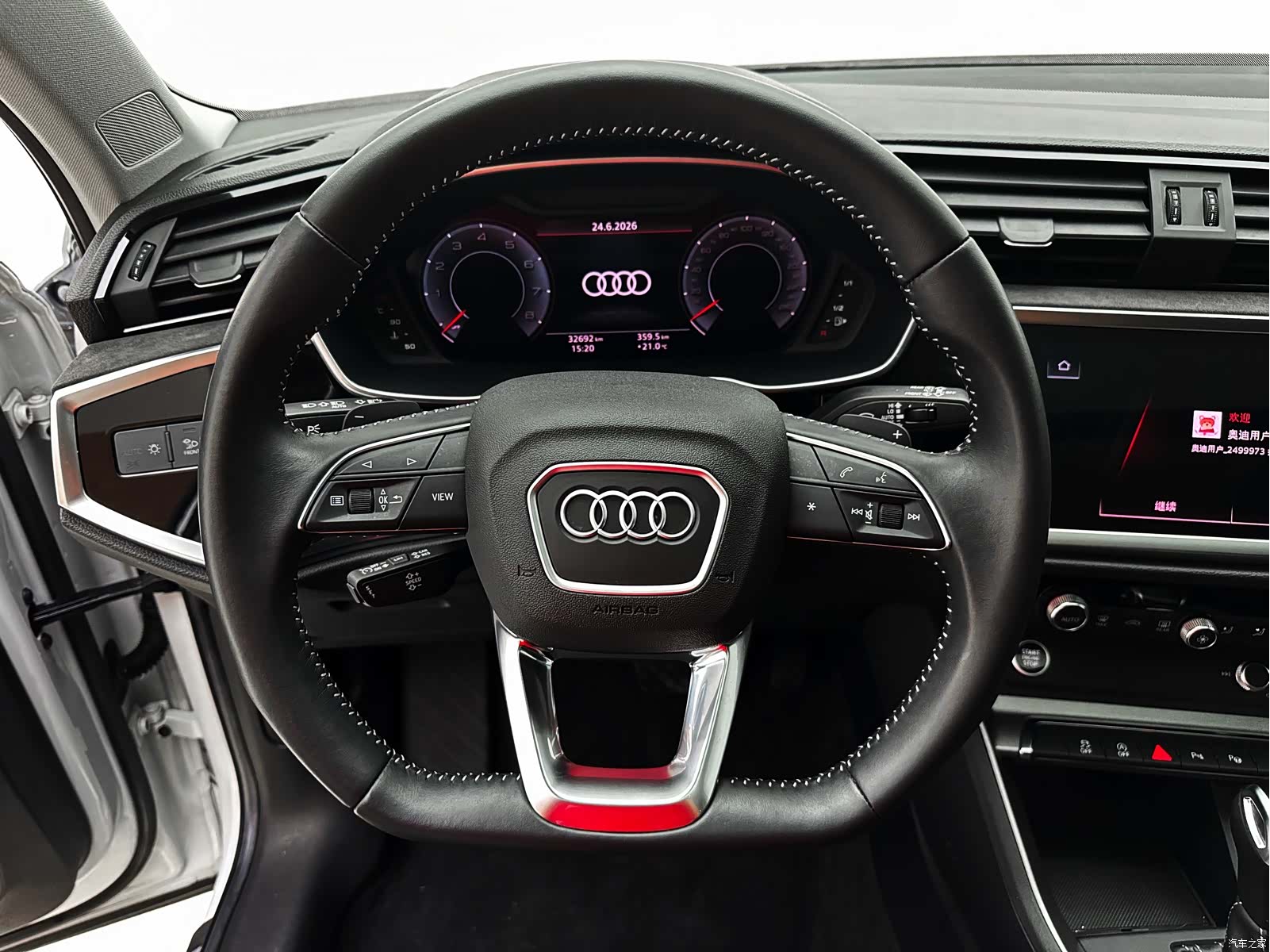 Audi Q3, 2022 19