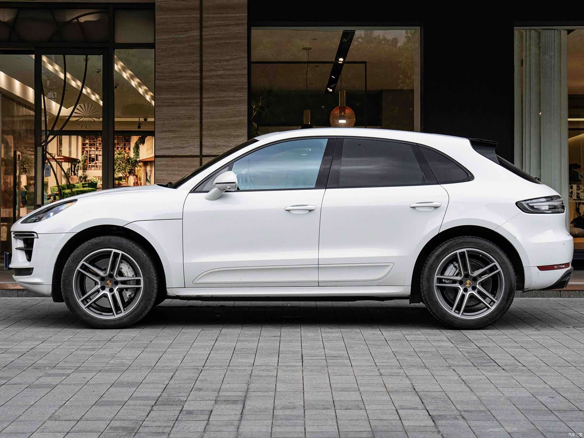 Porsche Macan, 2022 7