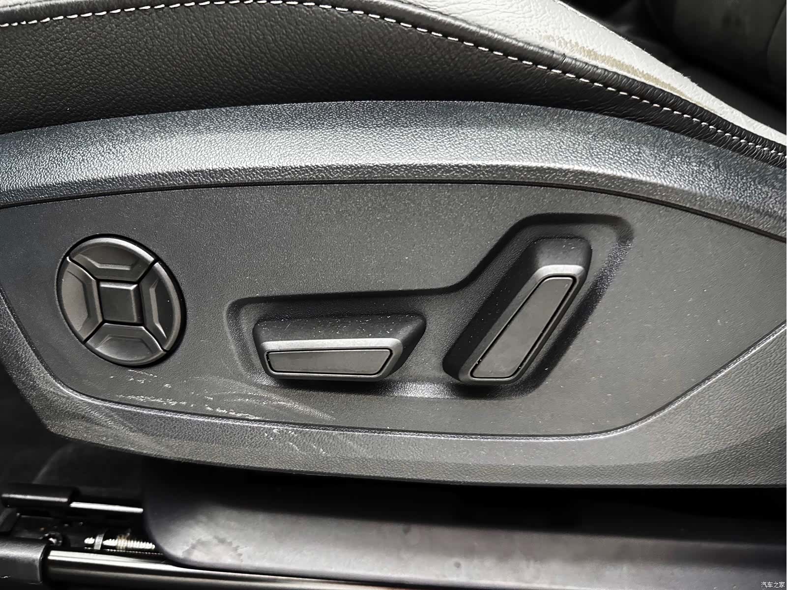 Audi Q3, 2022 12