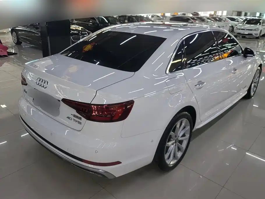Audi A4L