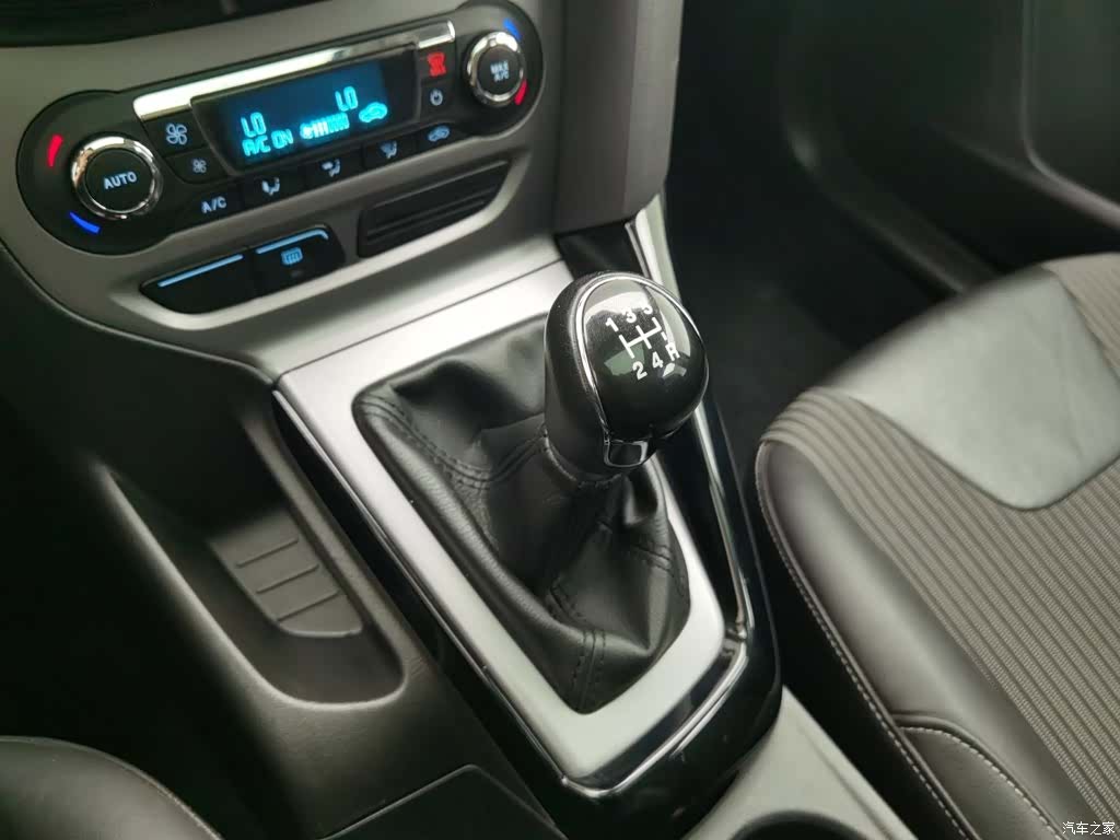 Ford Focus, 2014 13